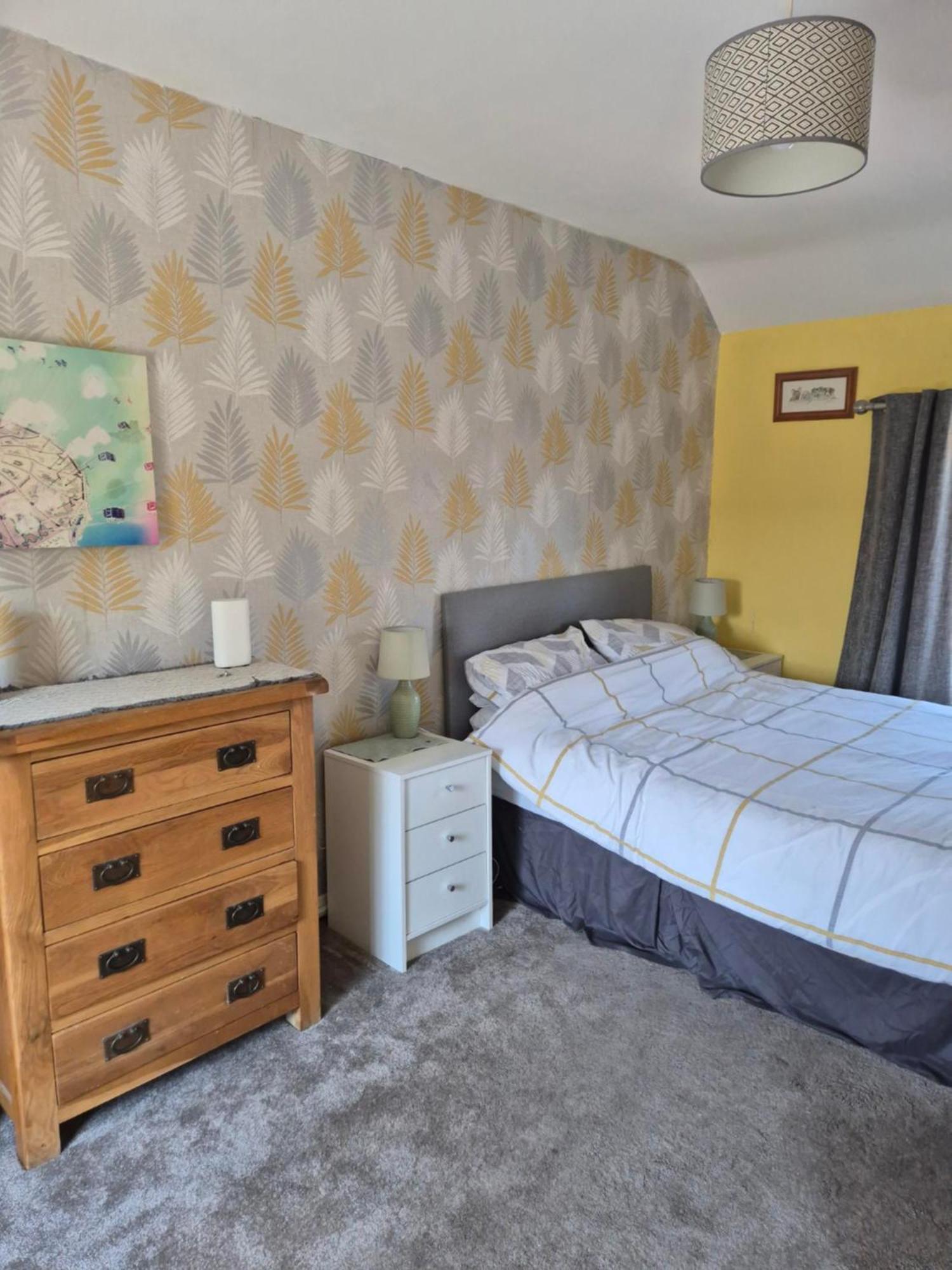 Accomadation Wrexham Exterior foto