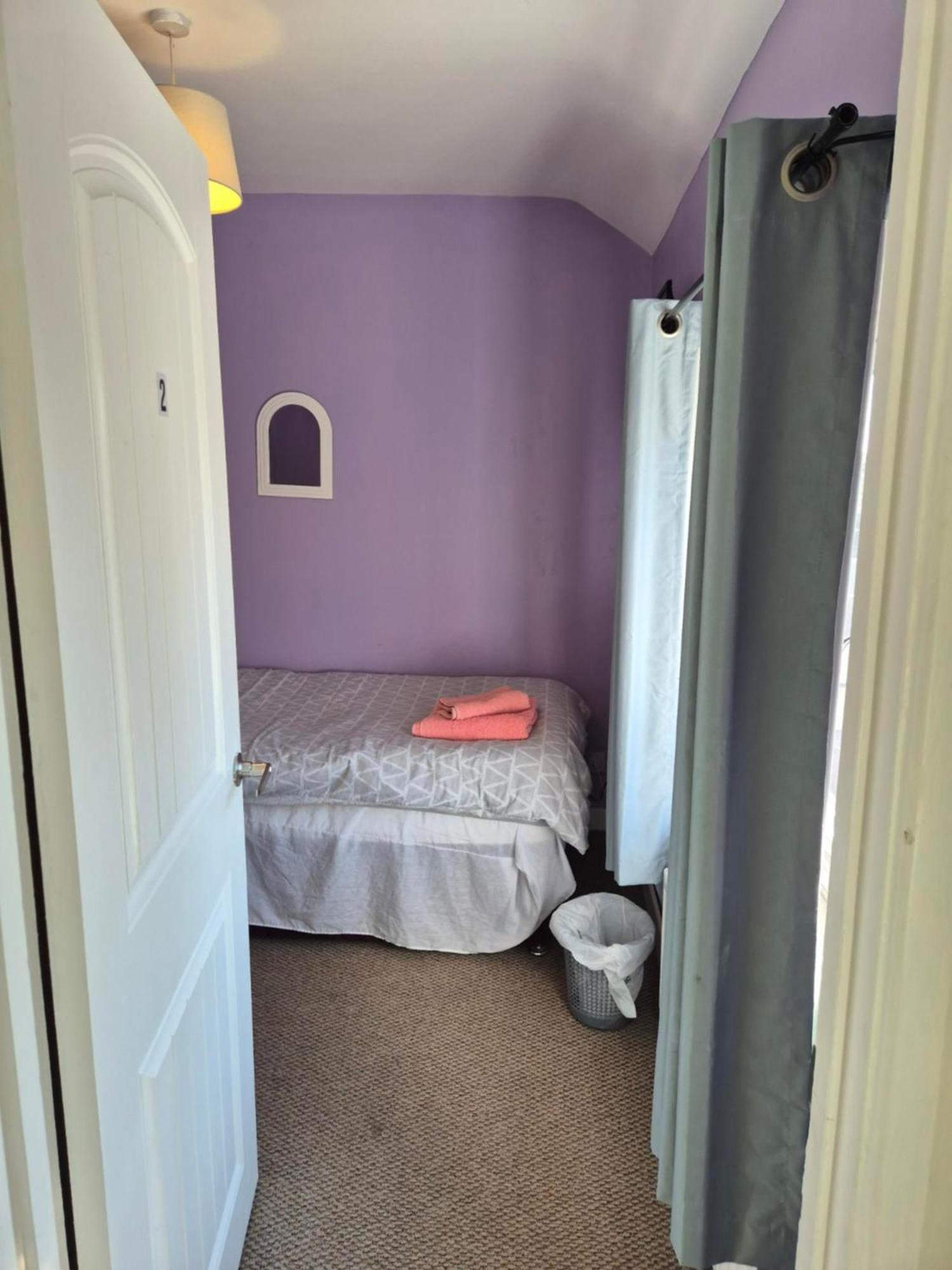 Accomadation Wrexham Exterior foto