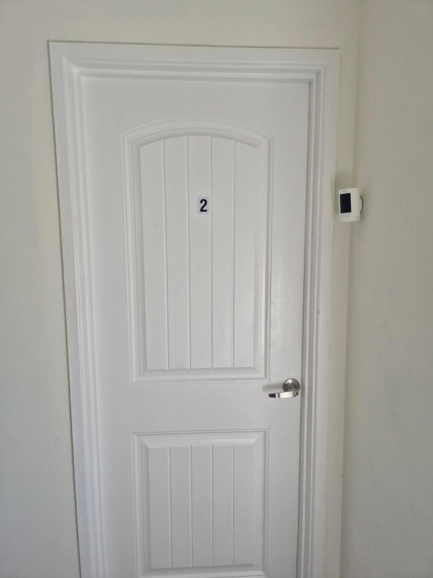 Accomadation Wrexham Exterior foto