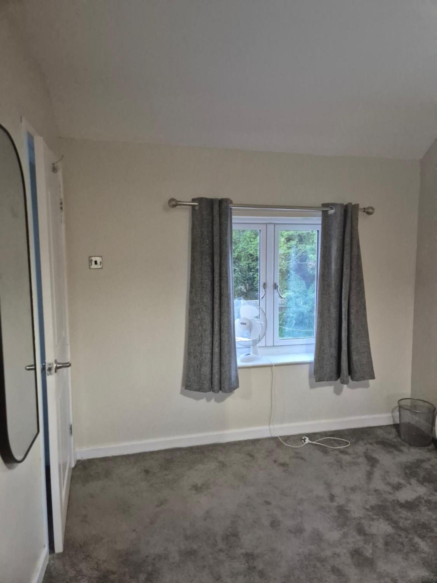 Accomadation Wrexham Exterior foto