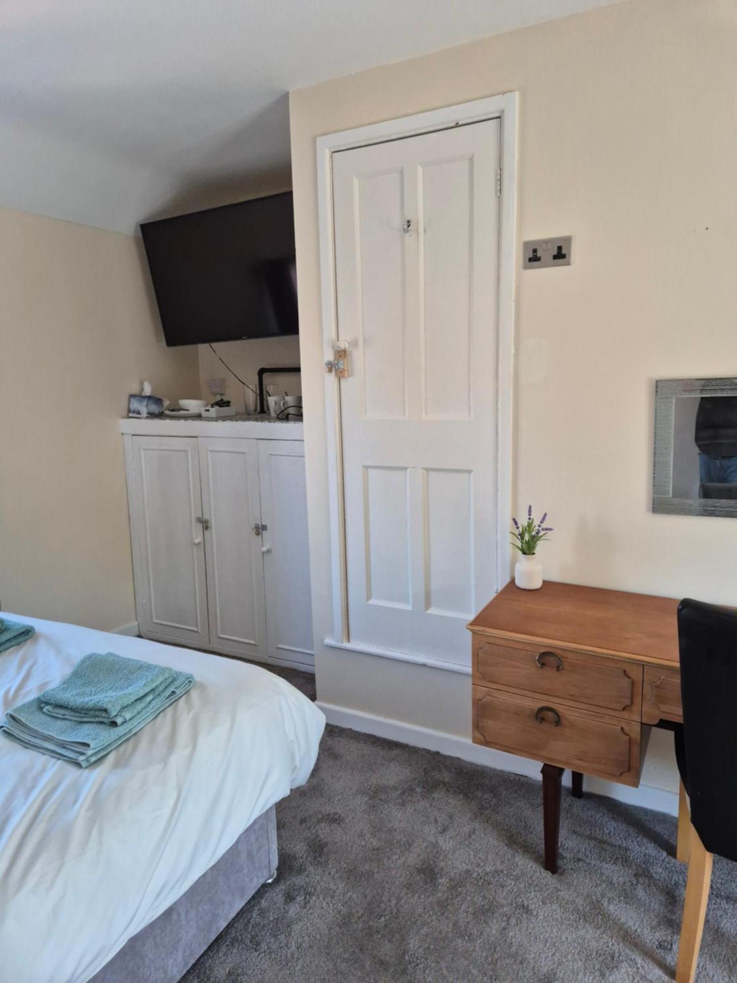 Accomadation Wrexham Exterior foto